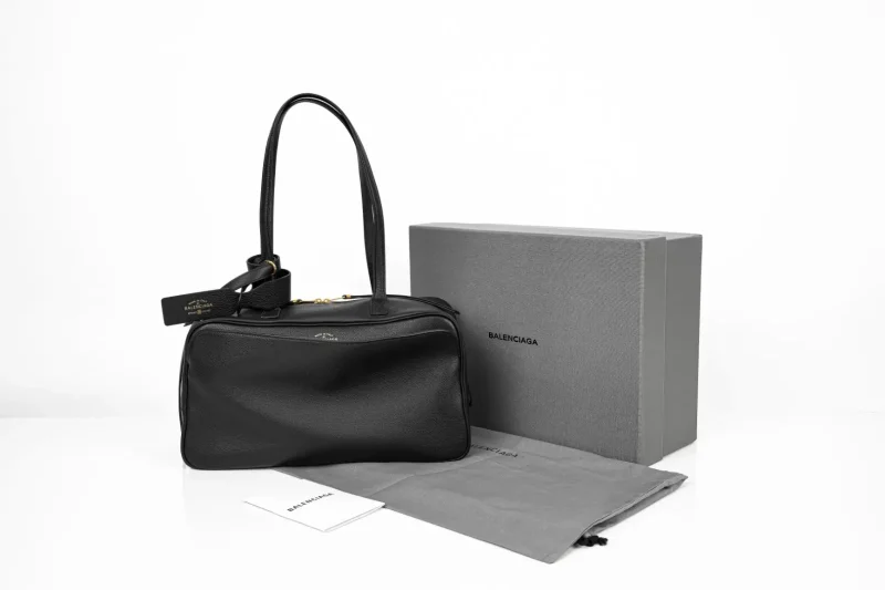Paris bowling bag