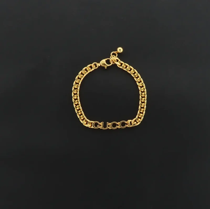 Handwritten logo curb chain bracelet
