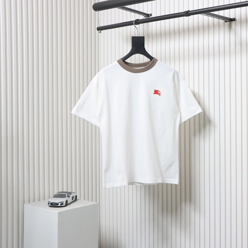 Spliced ​​Collar Logo Embroidered T-Shirt