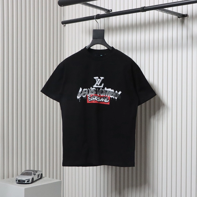 Joint Logo Graffiti Print T-Shirt
