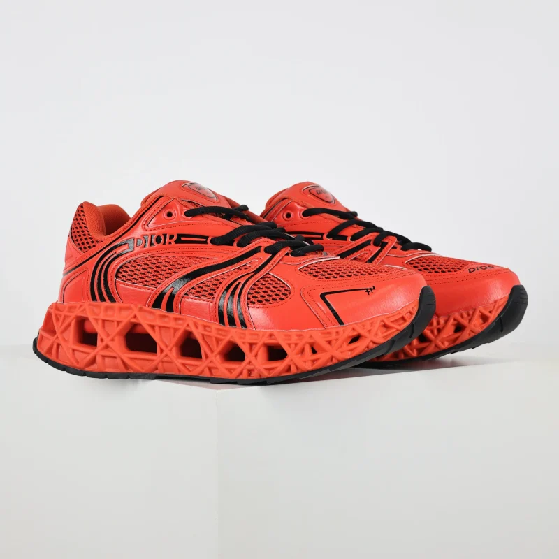 B35 Lw3 x Kaws joint sneakers red