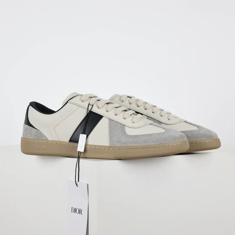 B01 Matchpoint Round Toe Lace-Up Grey and Black