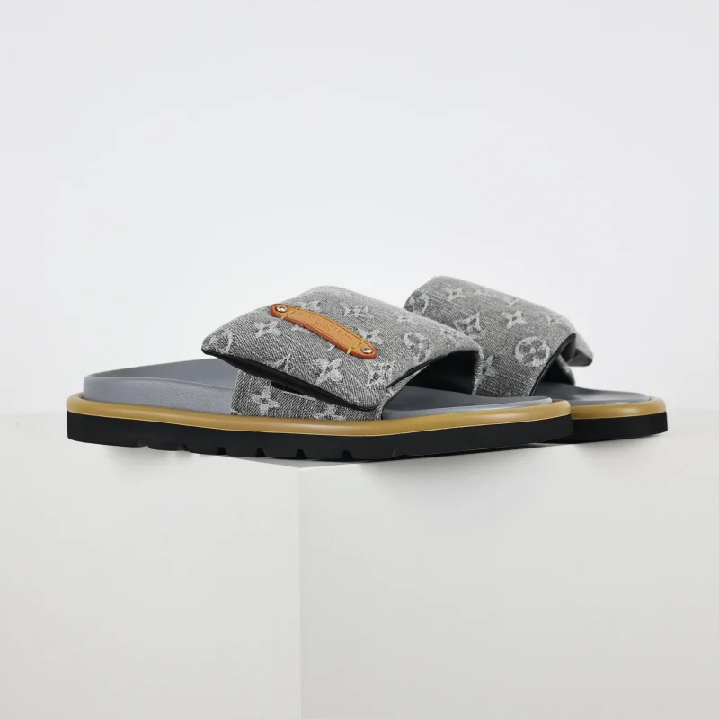 Velcro slippers grey top version
