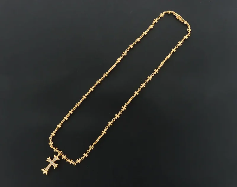 Diamond Cross Pendant Necklace Gold