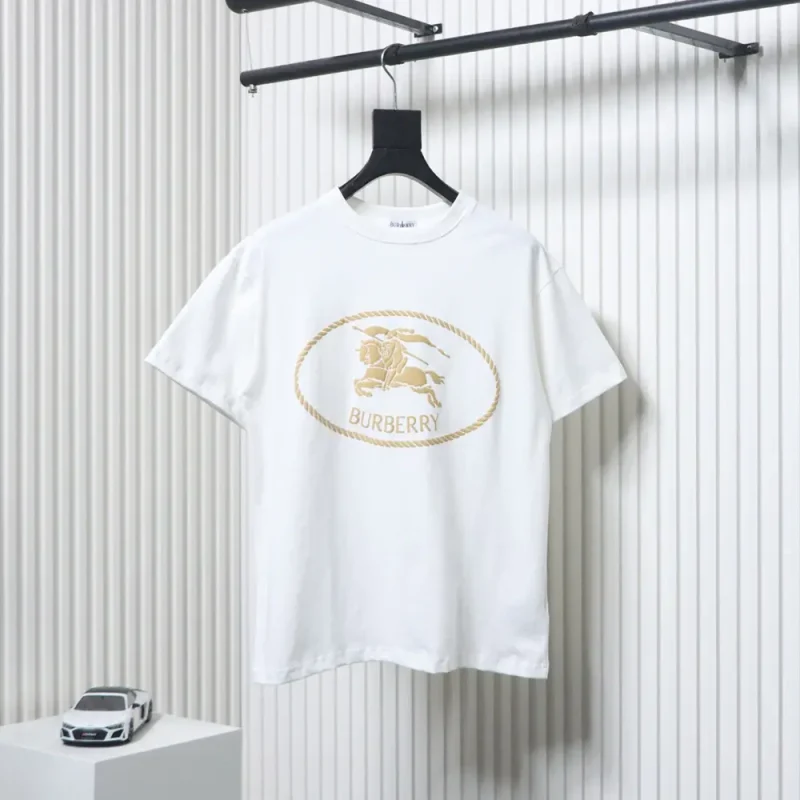 Knight Stamp Cotton T-Shirt