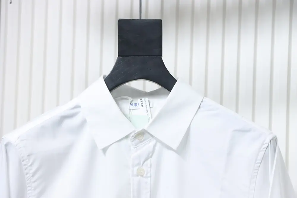 Classic White Tailored Shirt1.jpeg