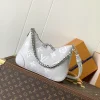 Silver chain leather shoulder bag, gray. 16 x 9.5 x 29 cm (height x width x length)