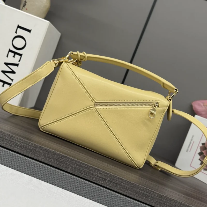 Small Nappa leather Featherlight Puzzle handbag size: 24*10.5*16.5cm dark butter