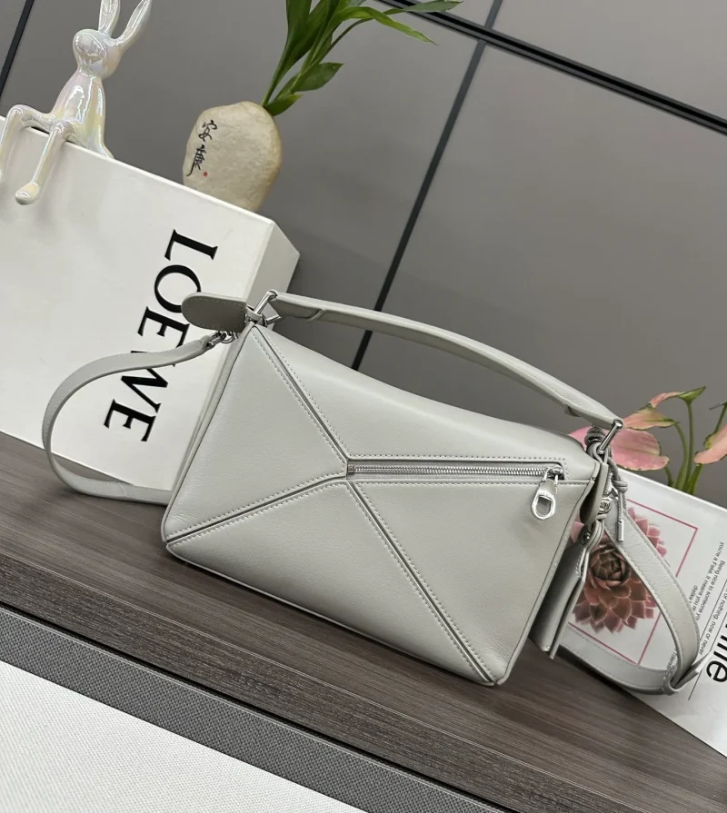 Small Nappa leather Featherlight Puzzle handbag size: 24*10.5*16.5cm space gray