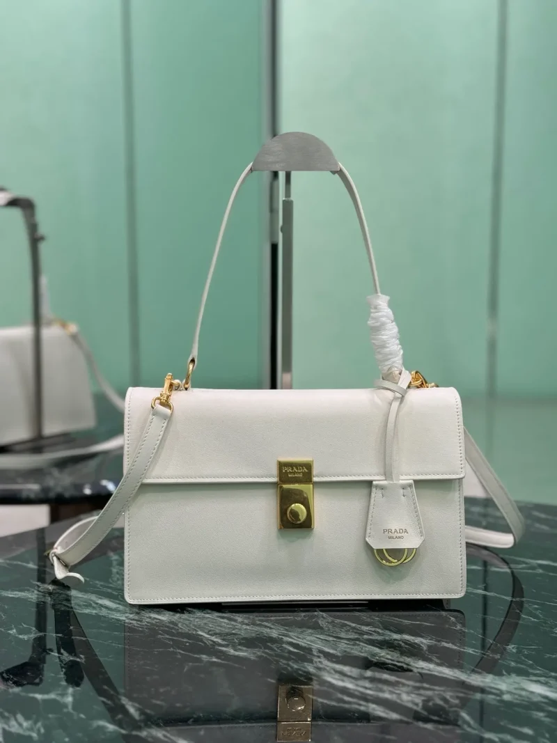 Catwalk handbag white