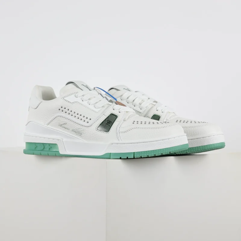 Trainer flat lace-up low-top sneakers made of cowhide leather in white and green