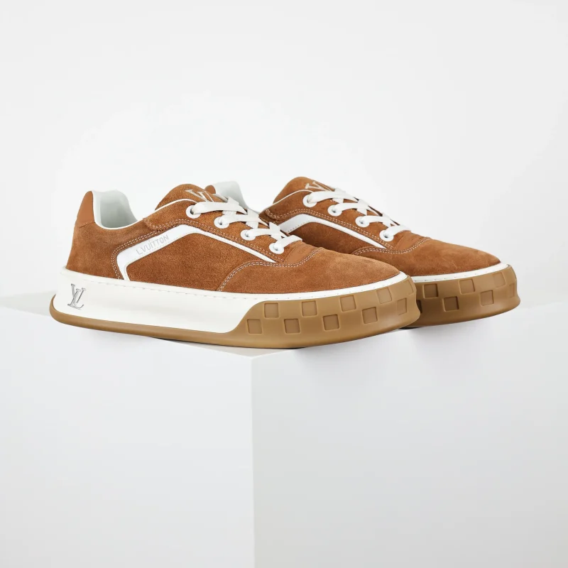 Skate sneakers 2025 low-top brown