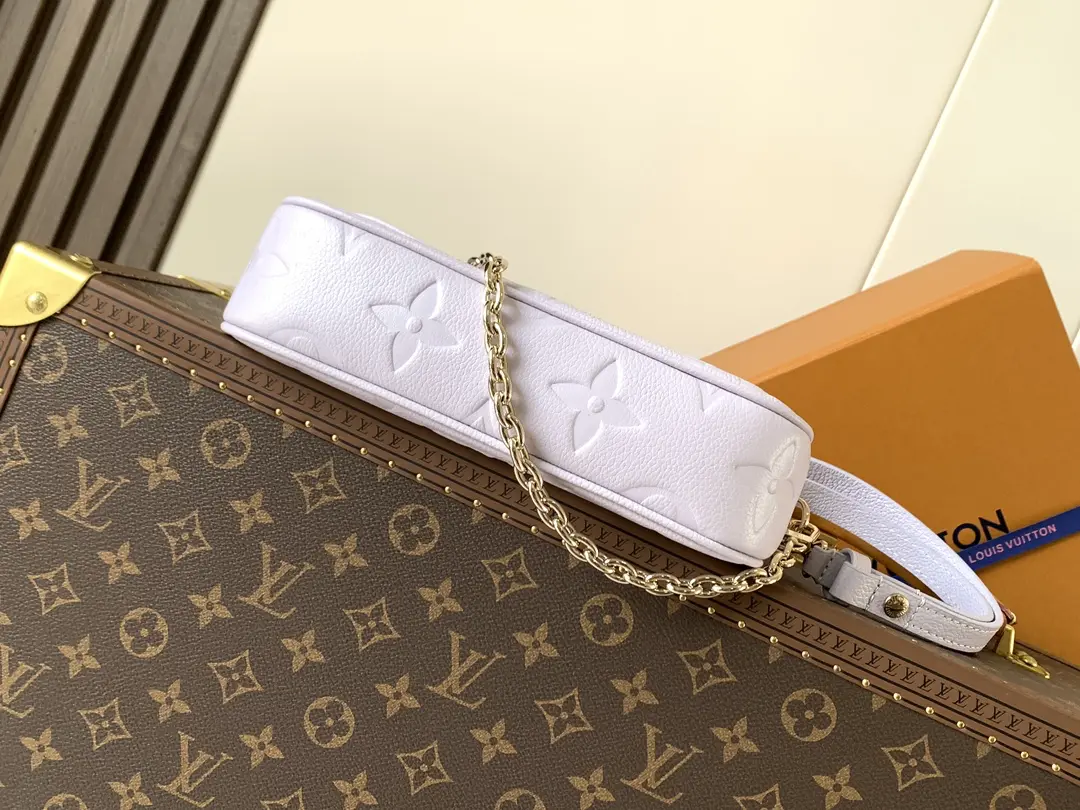 Wallet On Chain Ivy Bag: 12 x 4.3 x 23.5 cm (H x W x L)4.jpg