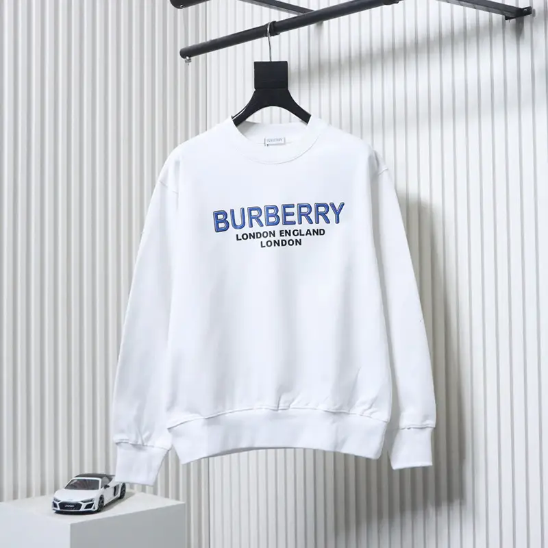 Outline Logo Sweatshirt