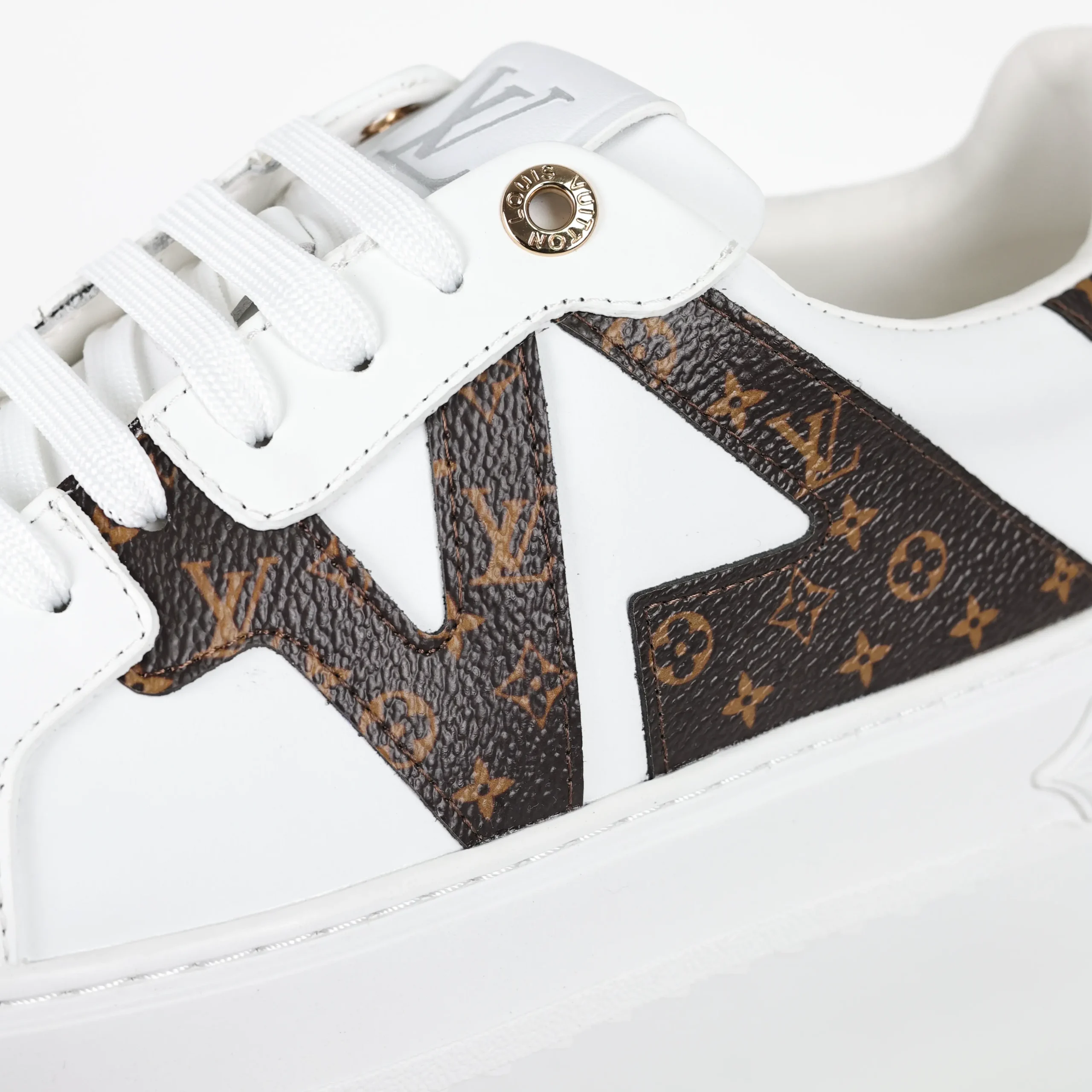 Time Out Sneakers Weißes Monogramm-Blumenmuster6