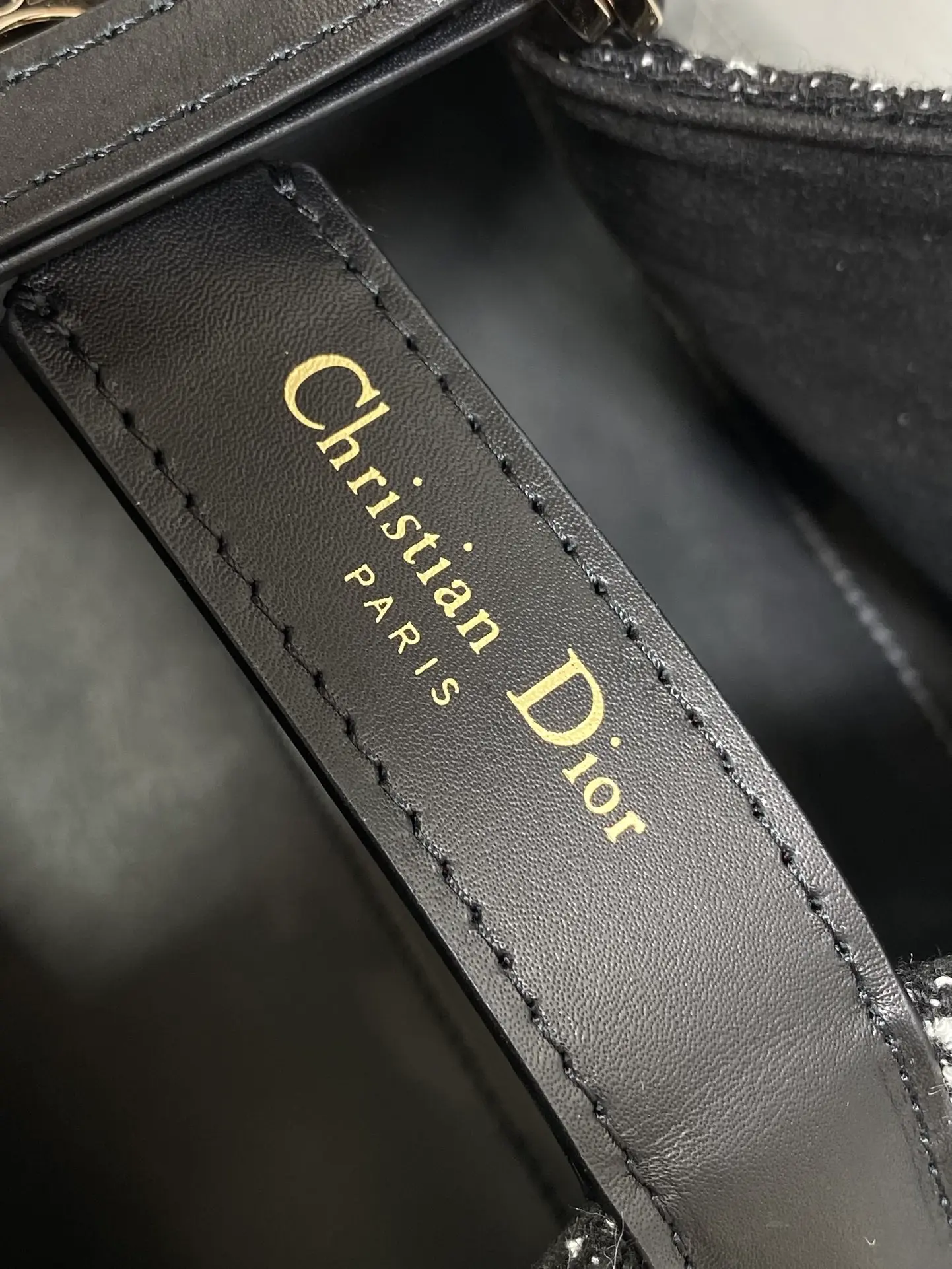 Toujours Tweed Women's Bags5