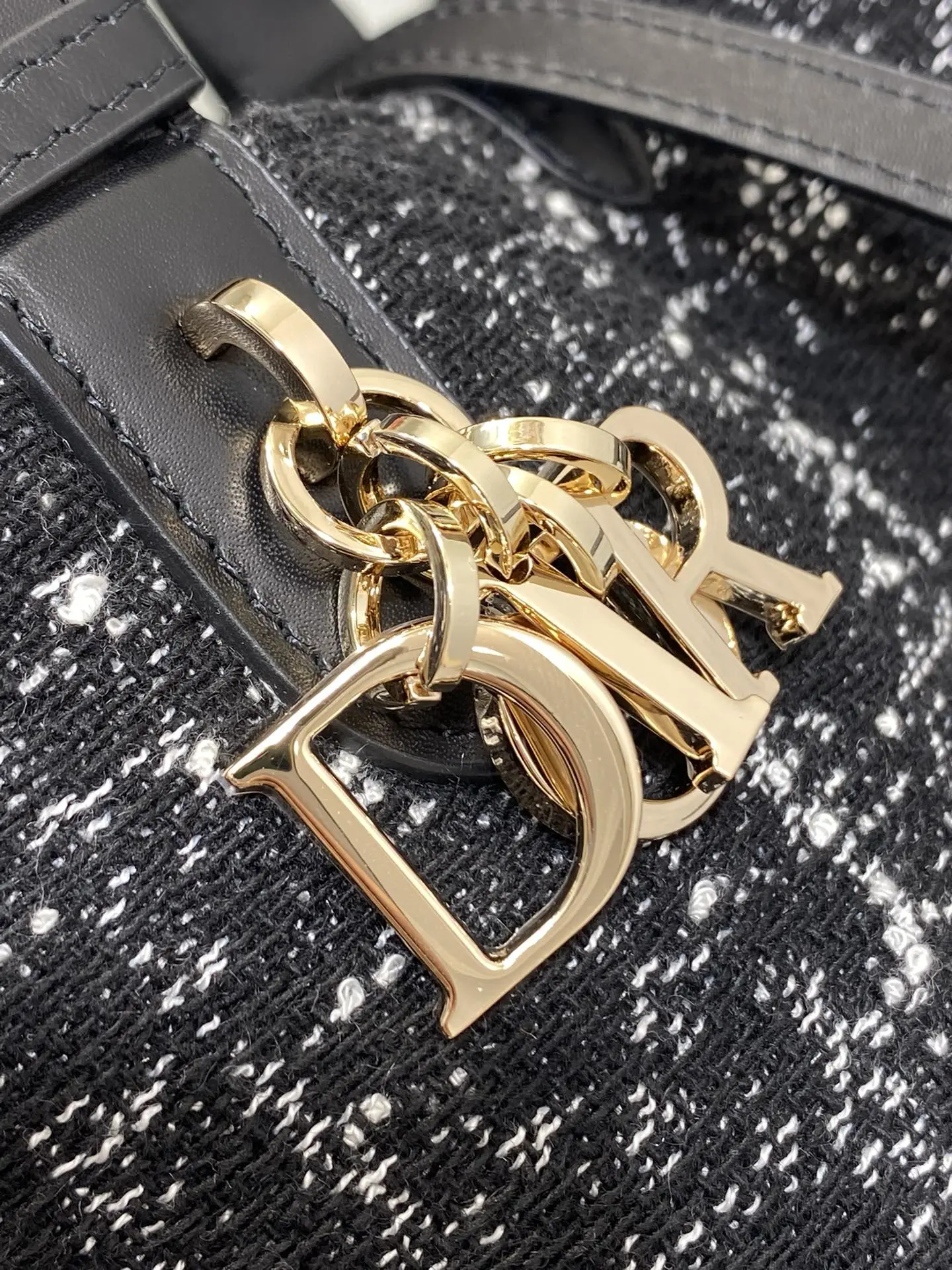 Toujours Tweed Women's Bags7