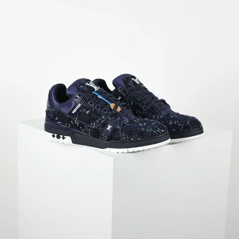 Trainer Sneaker Low in Blau und Weiß2