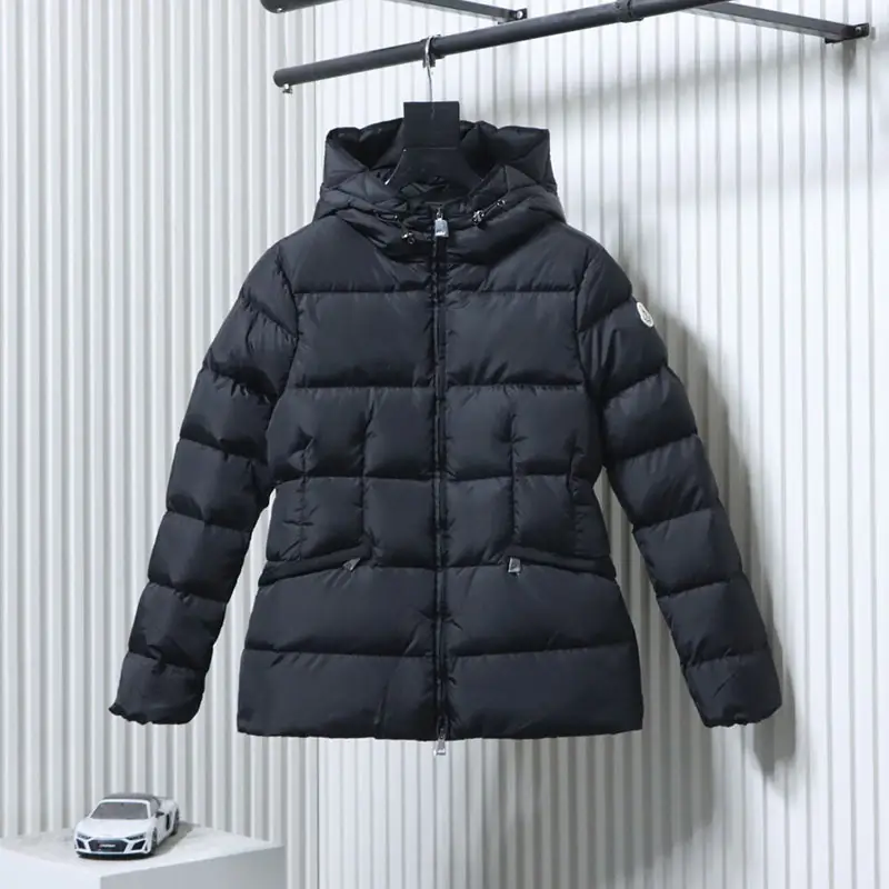 Avoce Women's Slim Fit Hooded Down Jacket