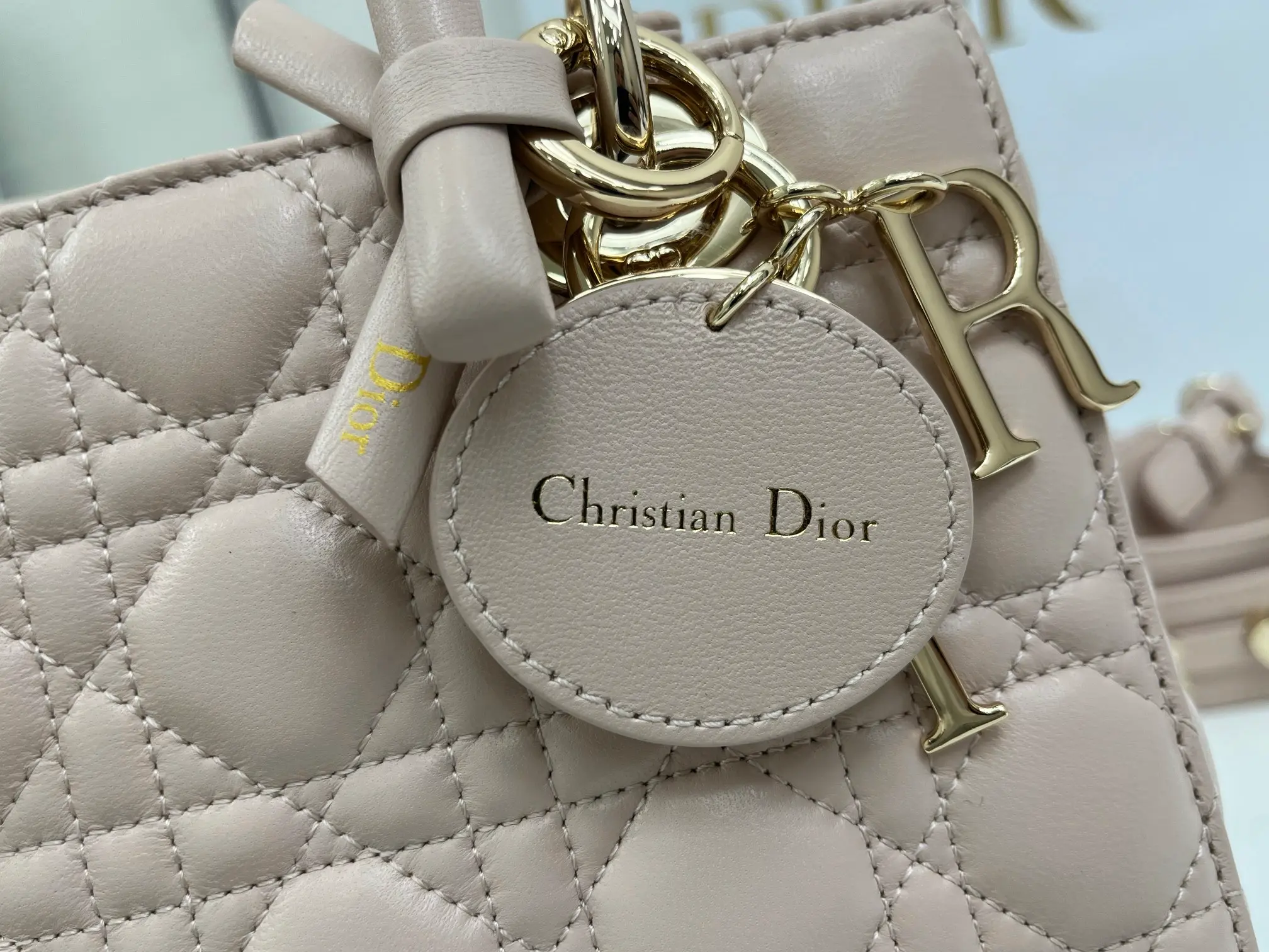 Lady My ABC handbag, pink. Dimensions: 20 x 17 x 8 cm6