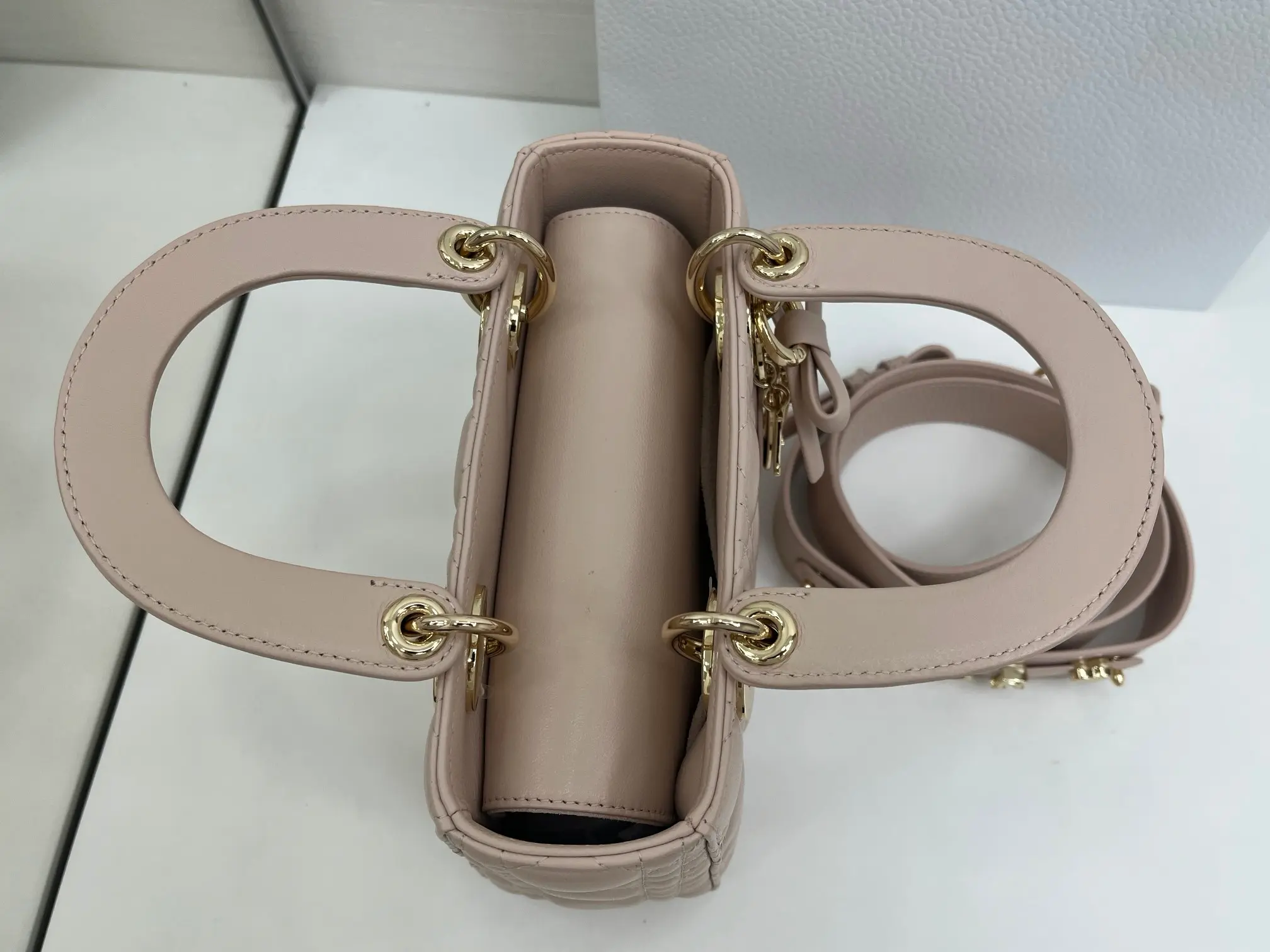 Lady My ABC handbag, pink. Dimensions: 20 x 17 x 8 cm7