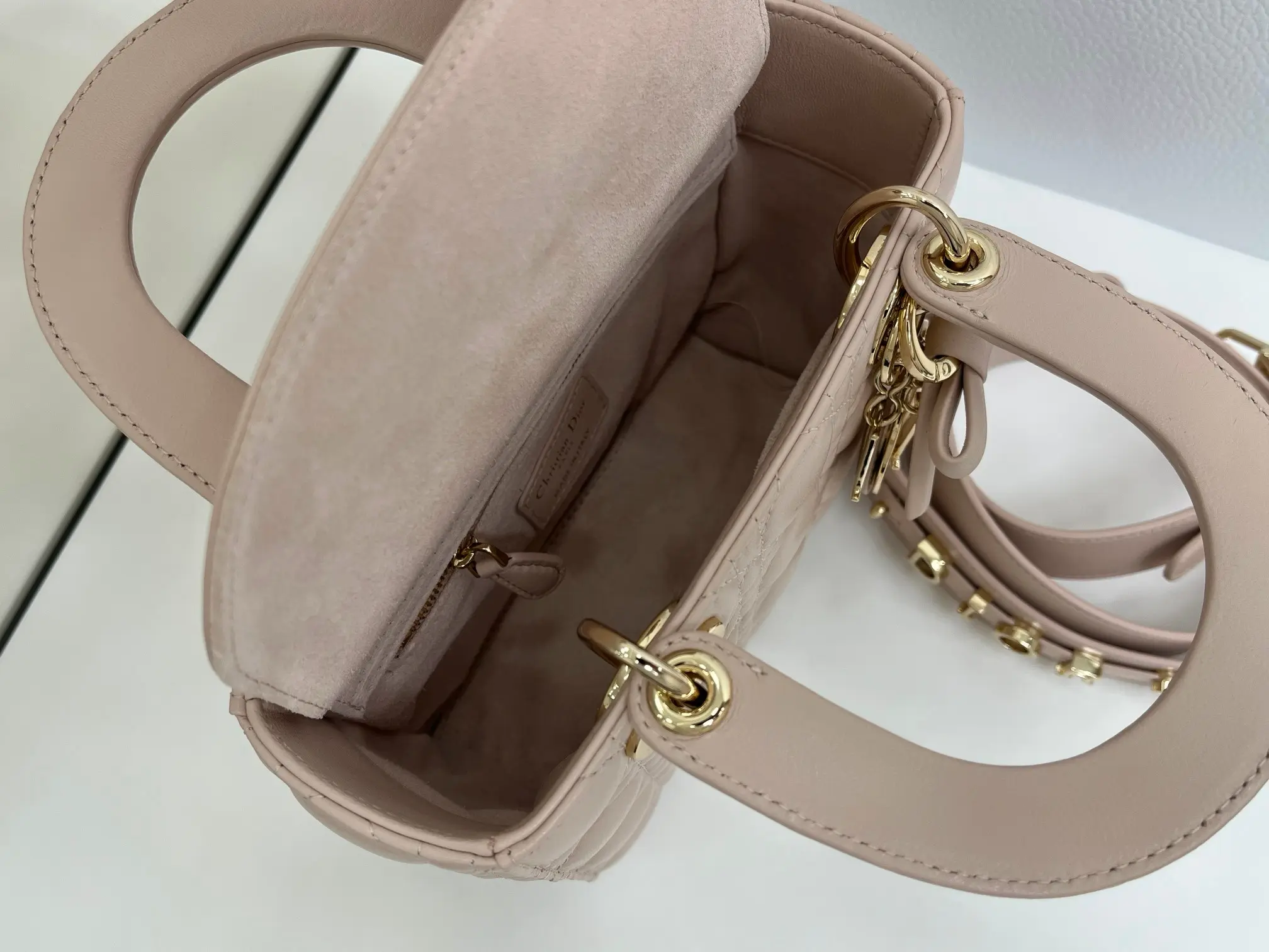 Lady My ABC handbag, pink. Dimensions: 20 x 17 x 8 cm9