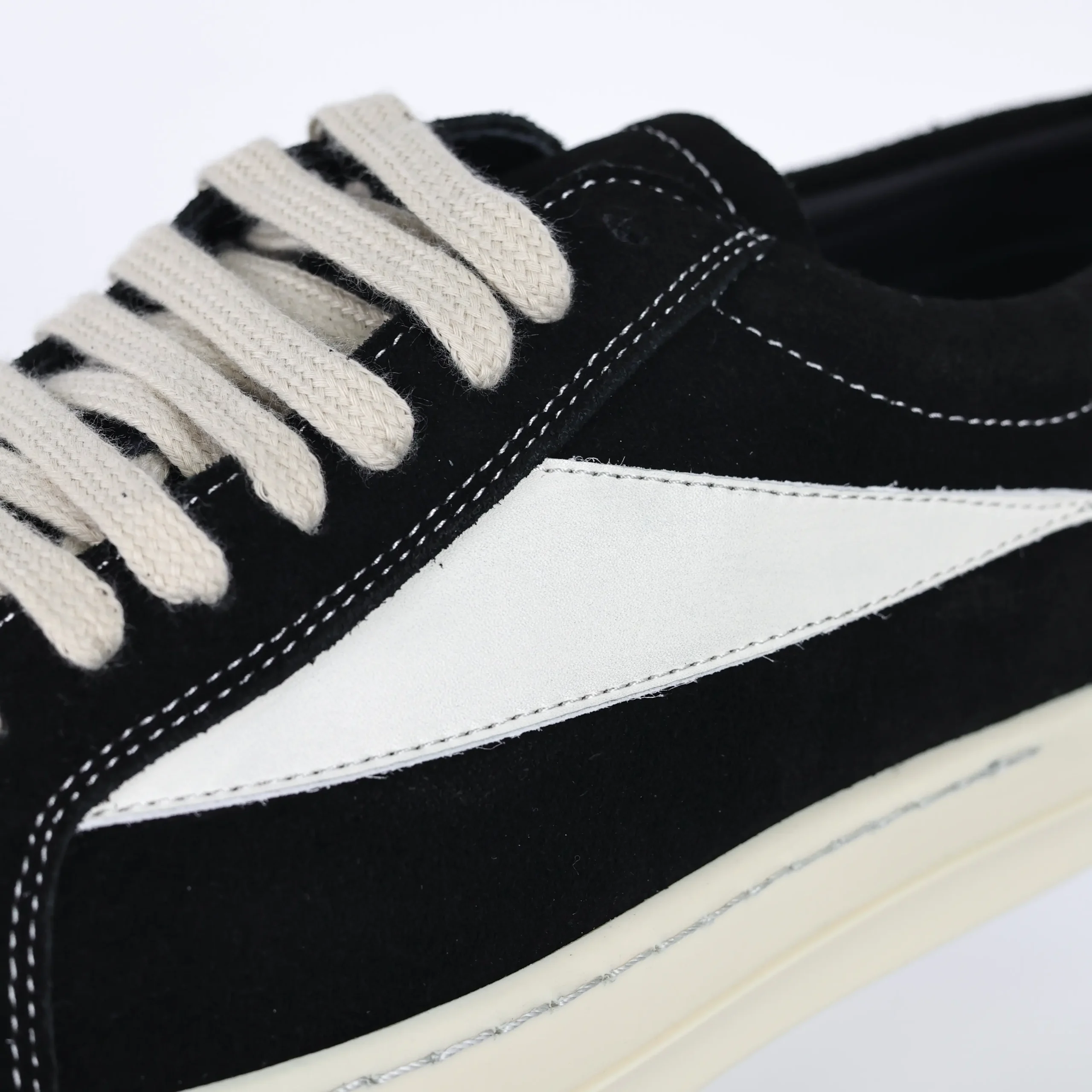 R1ck0wens RO Low-Top-Schuhe Schwarzes Wildleder3