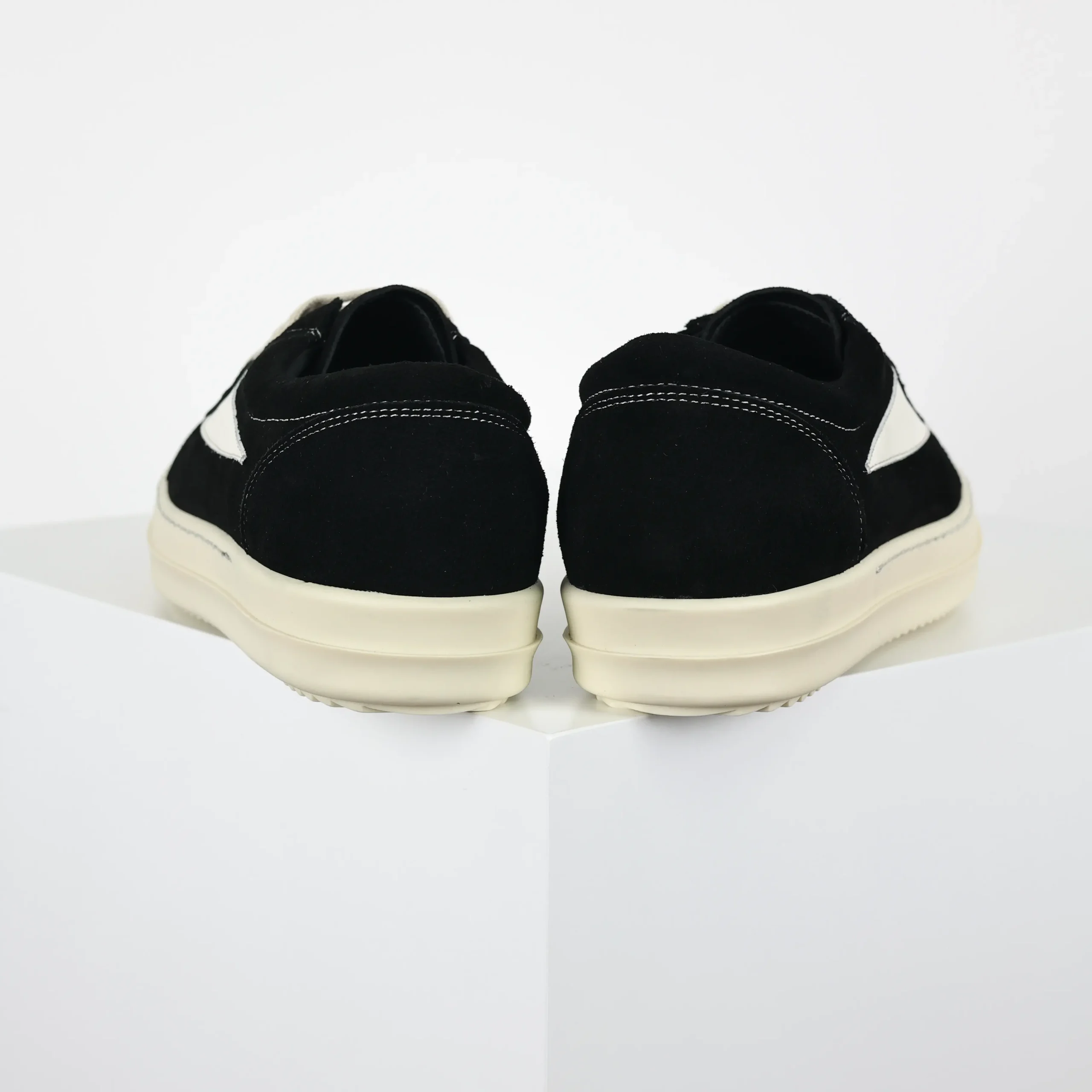 R1ck0wens RO Low-Top-Schuhe Schwarzes Wildleder6