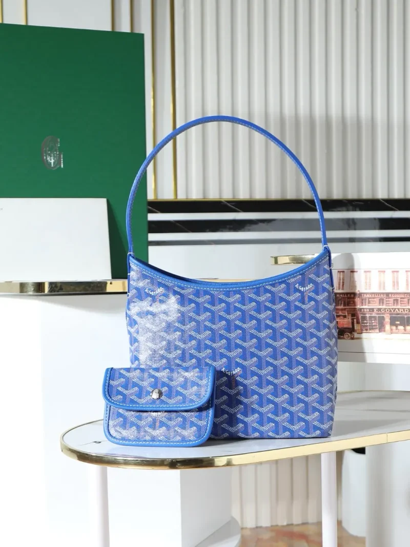 Goya's new hobo size: 26×11×22CM, blue