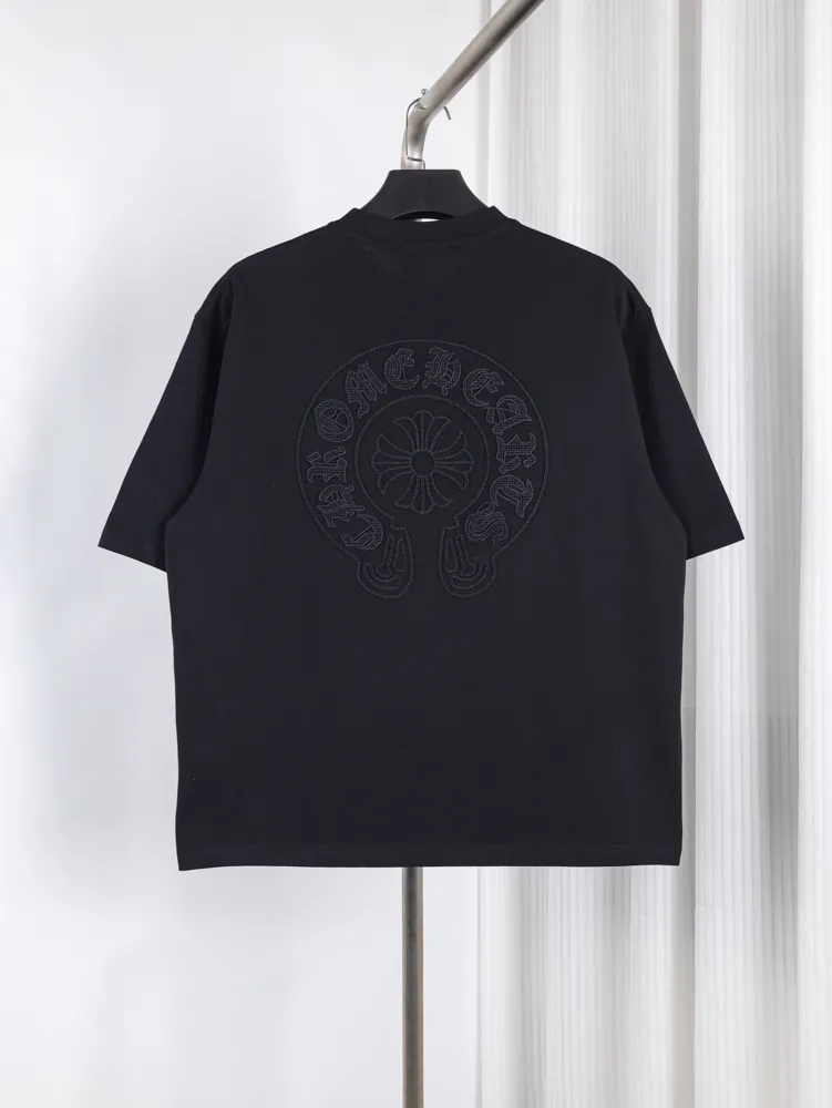 Horseshoe Chain Embroidery T-Shirt - Black - Back