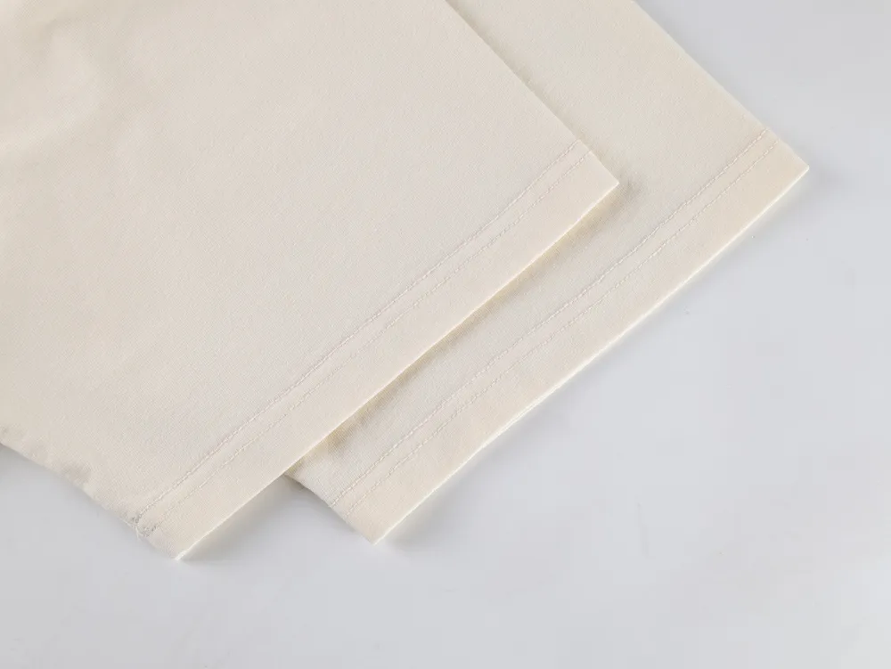 Horseshoe Chain Embroidery T-Shirt - Cream White - Sleeve