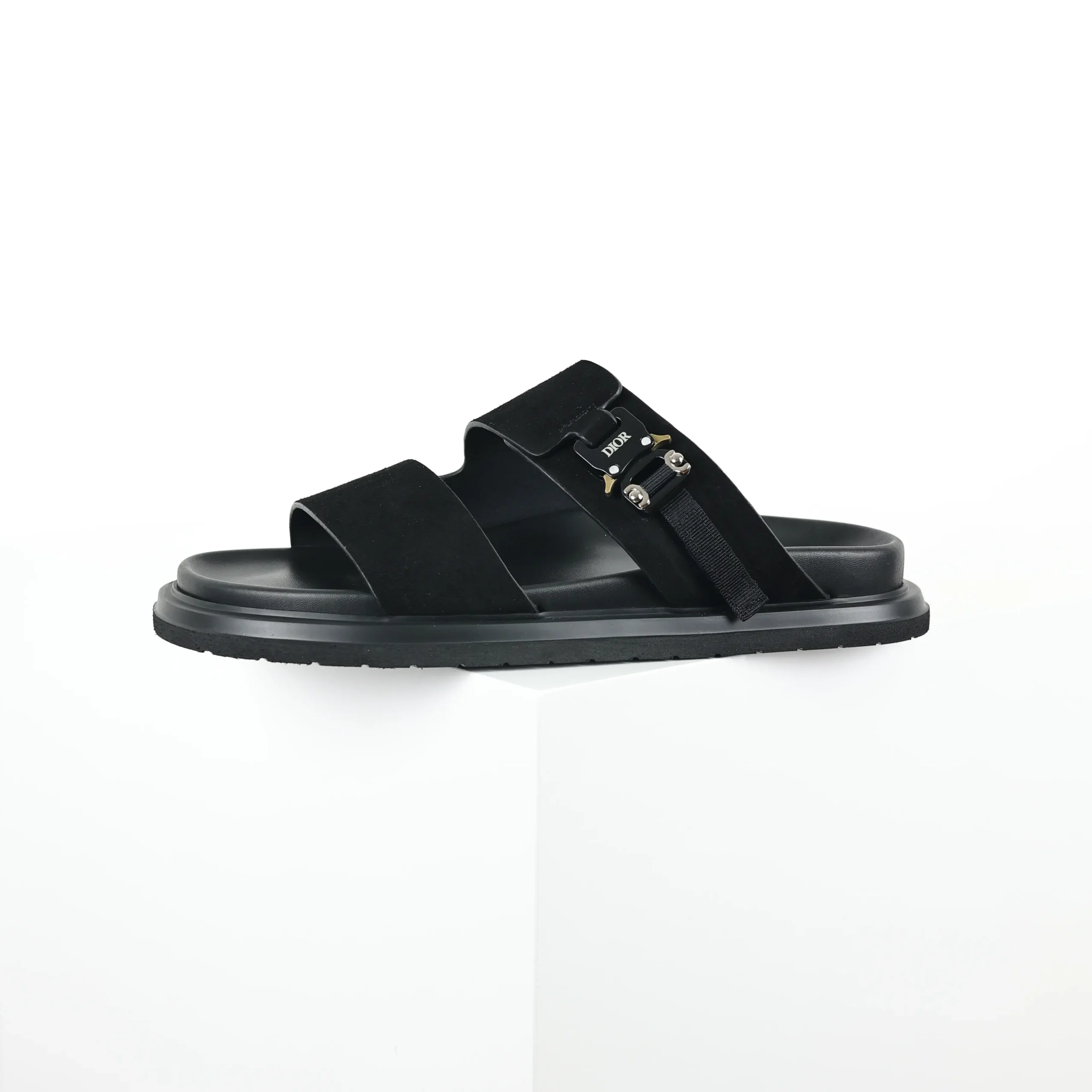 Aquafarbene, flache Wildleder-Slipper mit runder Zehenpartie in Schwarz9