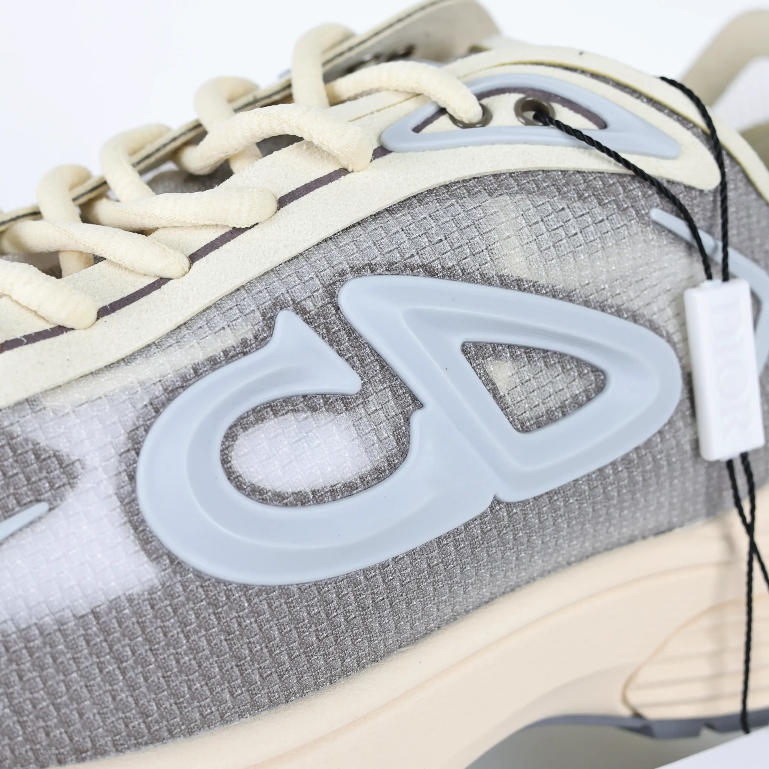 B30 Countdown Tech Sneaker Beige Halbtransparent2