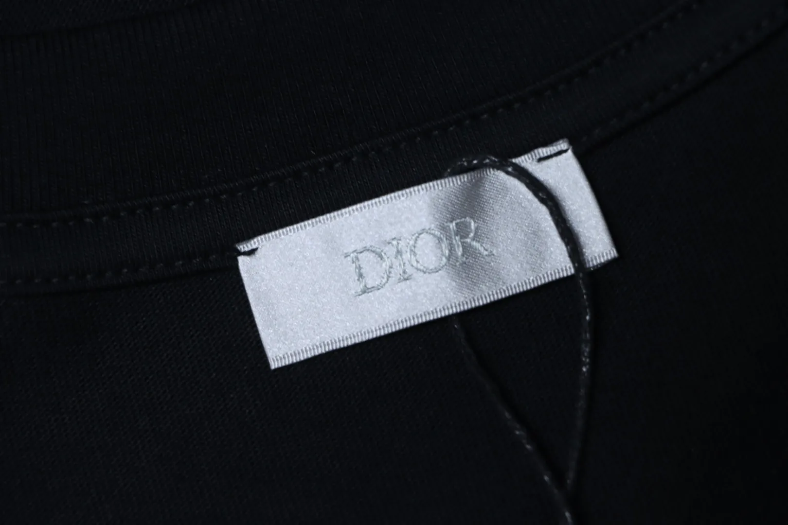 Front Back Logo T-Shirt - Black - Tag