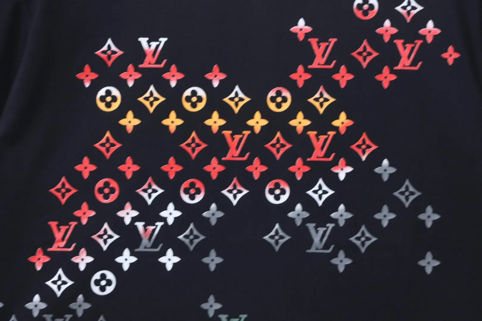 Gradient Monogram Print Cotton T-Shirt - Logo