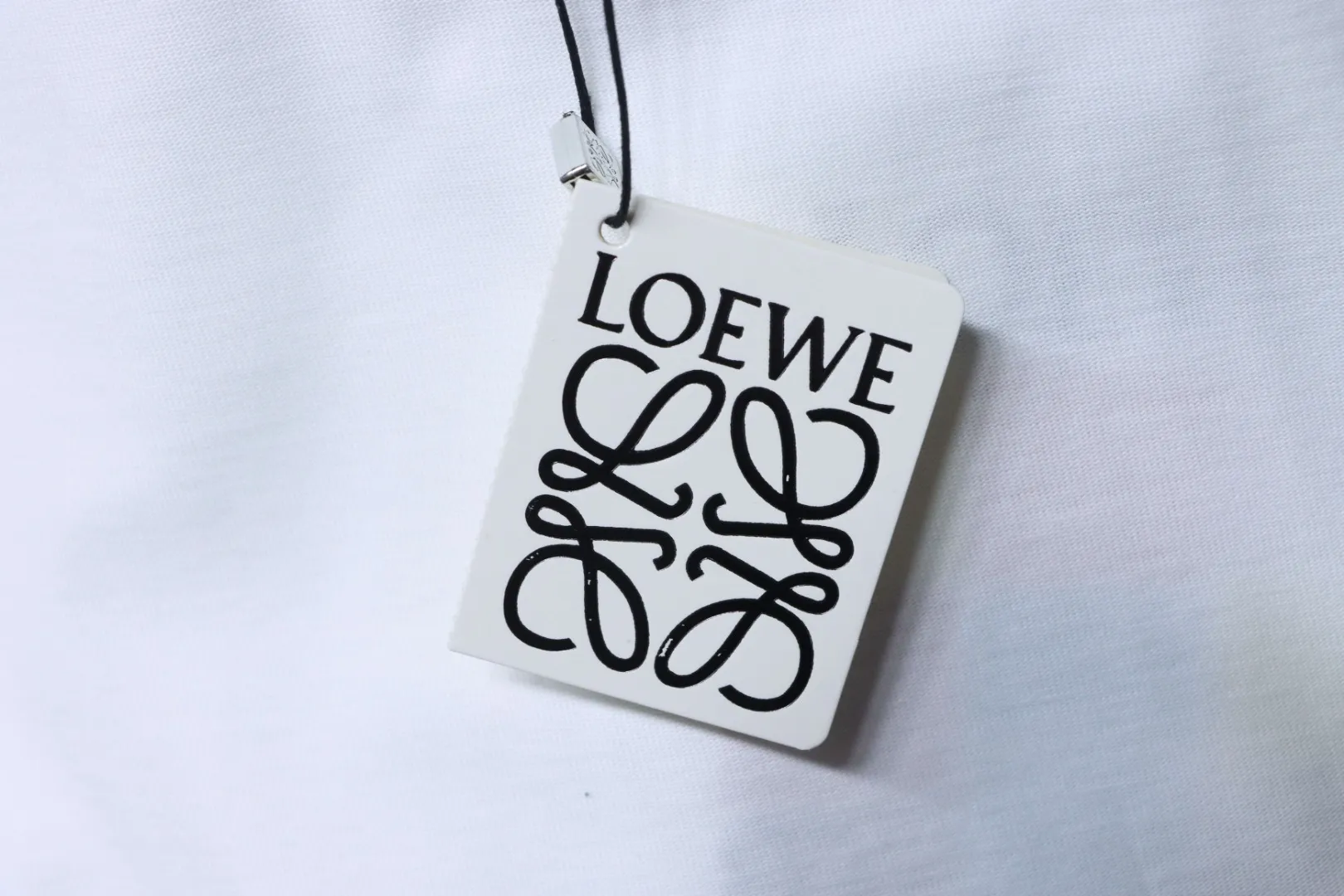 Grid Embroidered Logo Unisex T-Shirt - White - Tag 2