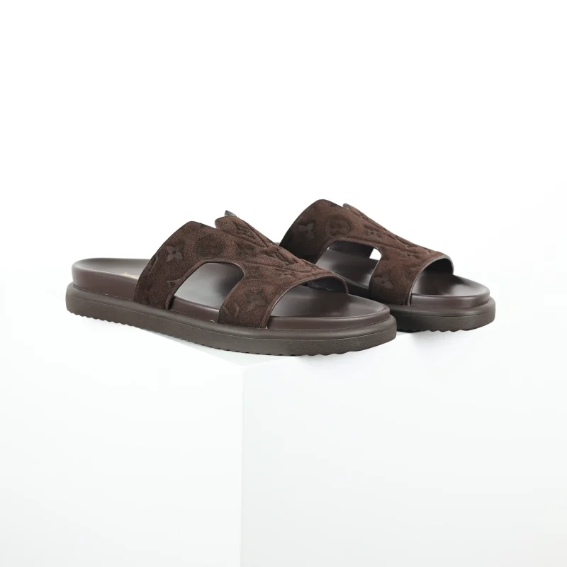 Oasis slip-on sandals in ostrich leather, brown