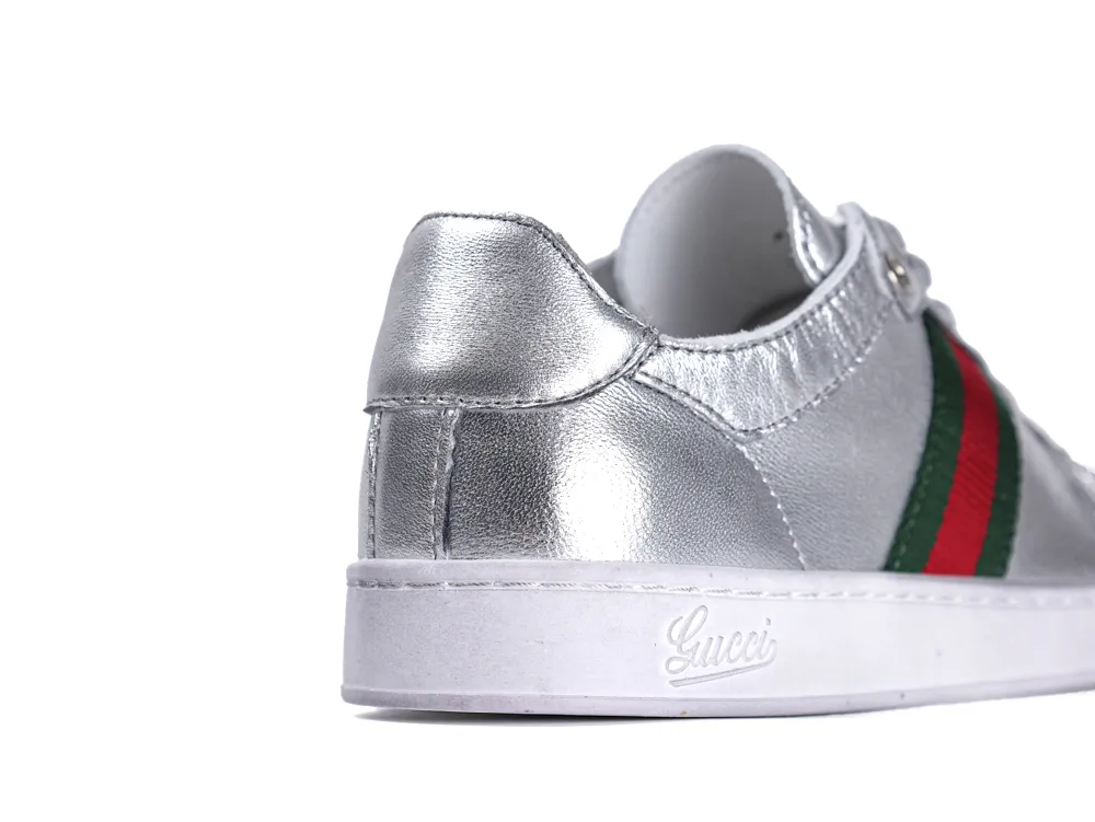 Stretch Low-top Trainer - Back Toe