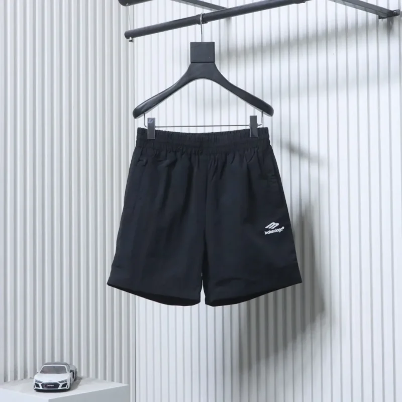 3M Sporty Logo Embroidered Shorts