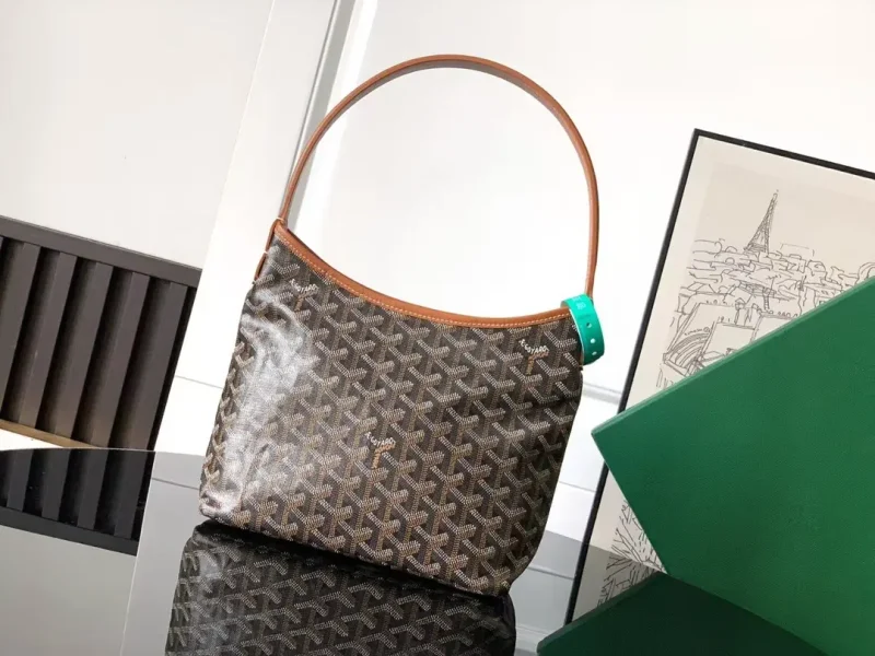 Bohème Hobo Mini Bag — Brown — 25 cm x 11.5 cm x 22 cm