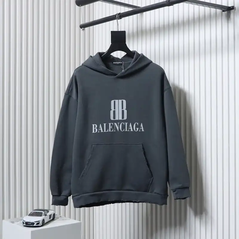 Double B Logo Ripped Hoodie