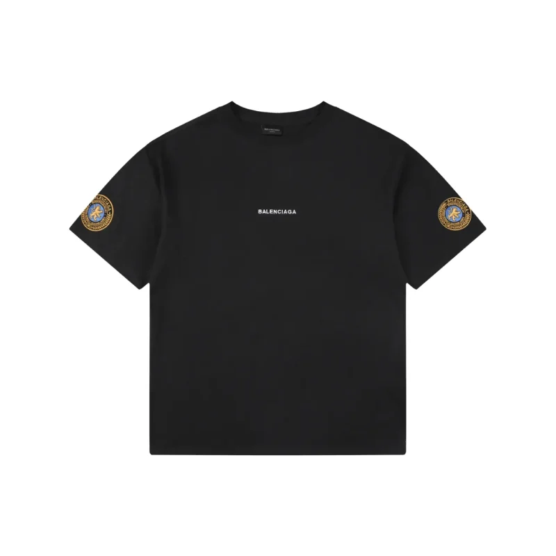 Double Lion Crest Patch Embroidered T-Shirt