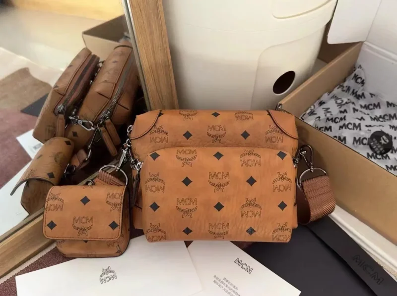 KLASSIK VISETOS Multifunctional Crossbody Bag