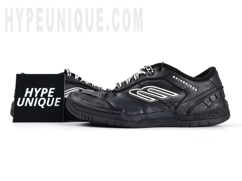 Men's Hamptons Worn-out Sneaker in Black