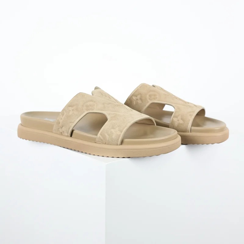 Oasis flache Pantoletten:Slipper mit runder Spitze in Khaki