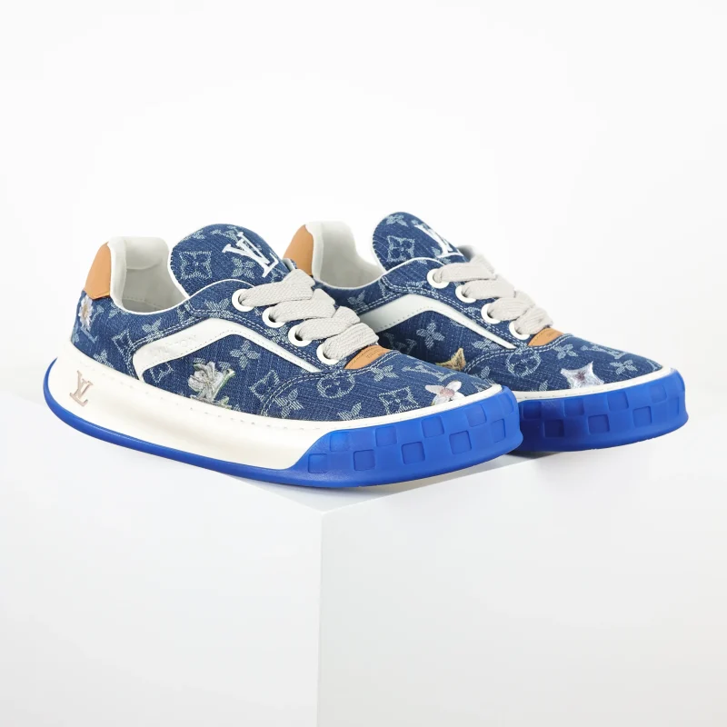 Slanted low-top sneakers, blue monogram canvas shoes