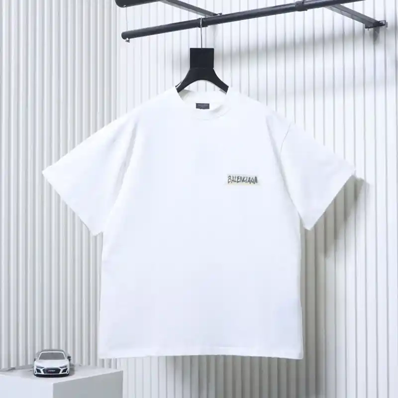 Tape Label Logo T-Shirt