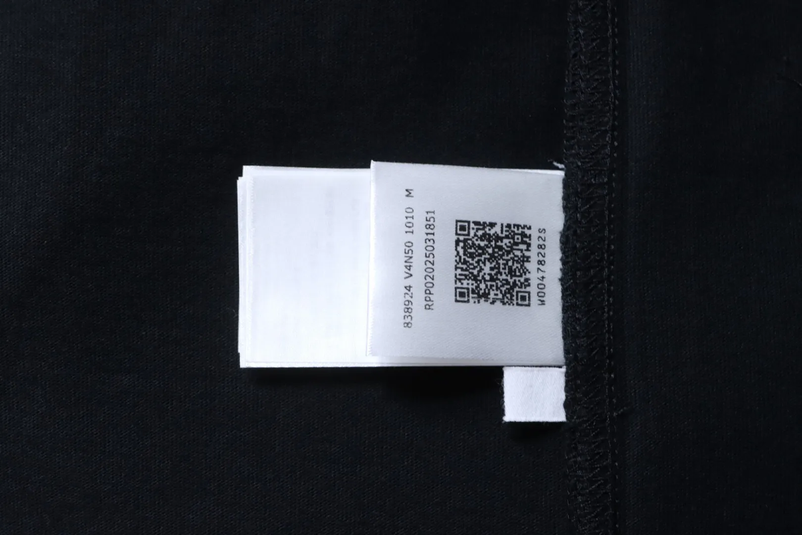 BV Pocket Leather Knit Short-Sleeve T-Shirt - QR Label