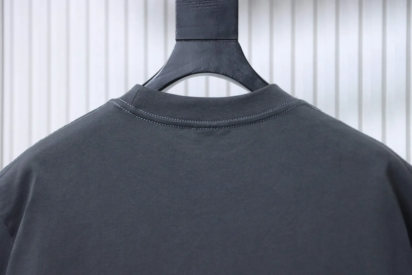 Big B Logo Print T-Shirt - Rear View Details