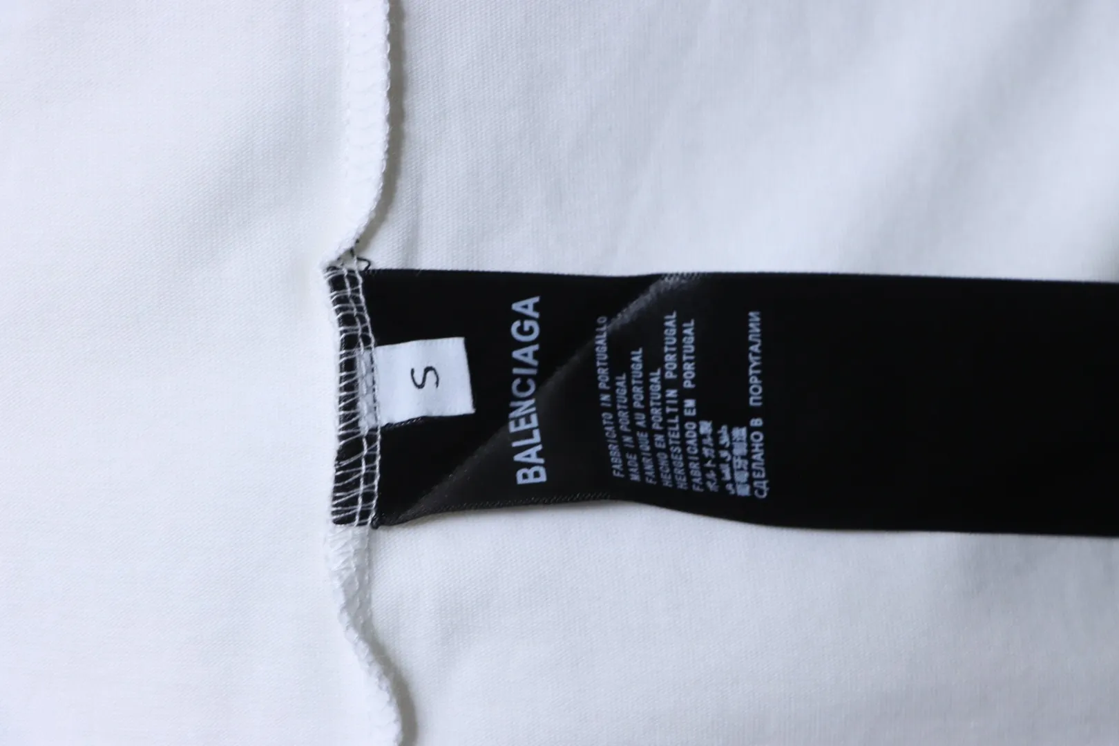 Bitcoin Logo T-Shirt - Label